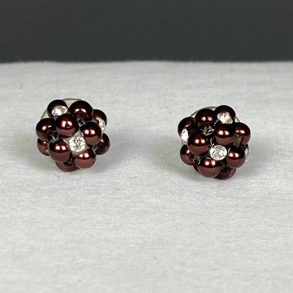 Pearl Clusters
